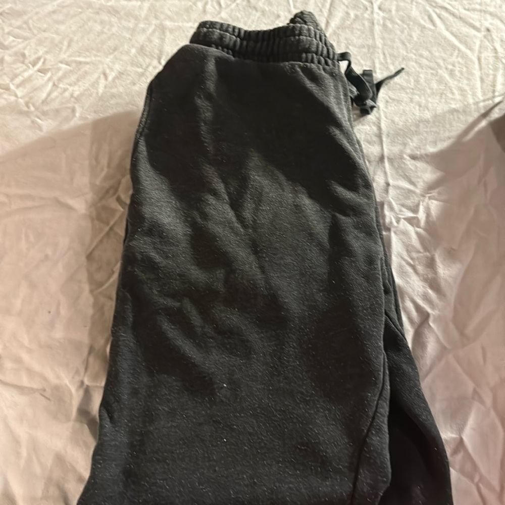 No boundaries sweatpants men’s small